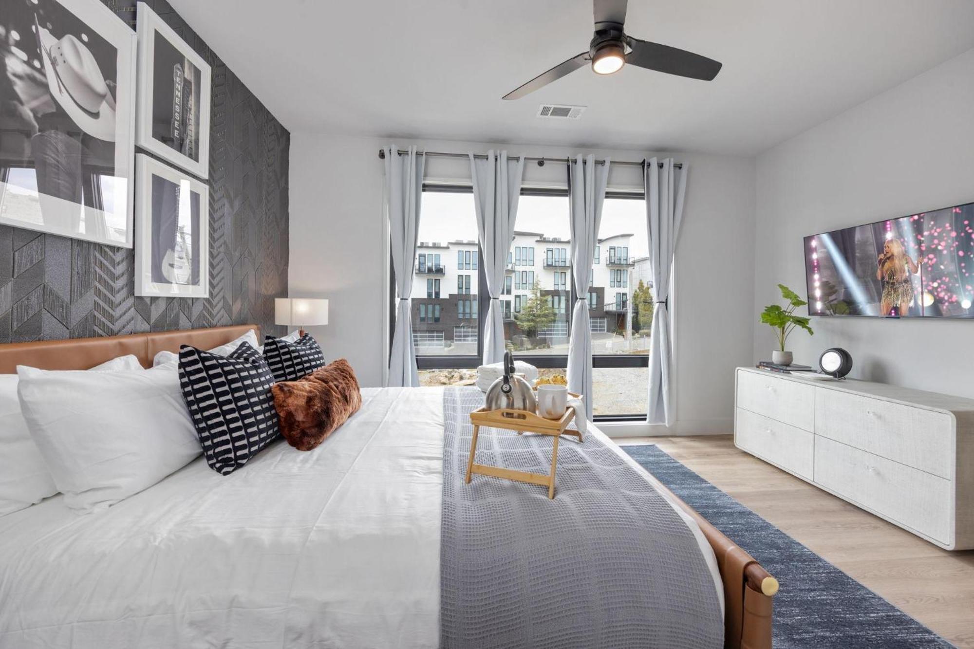 Cowboy - Odyssey - Heart Of Midtown Holiday home *